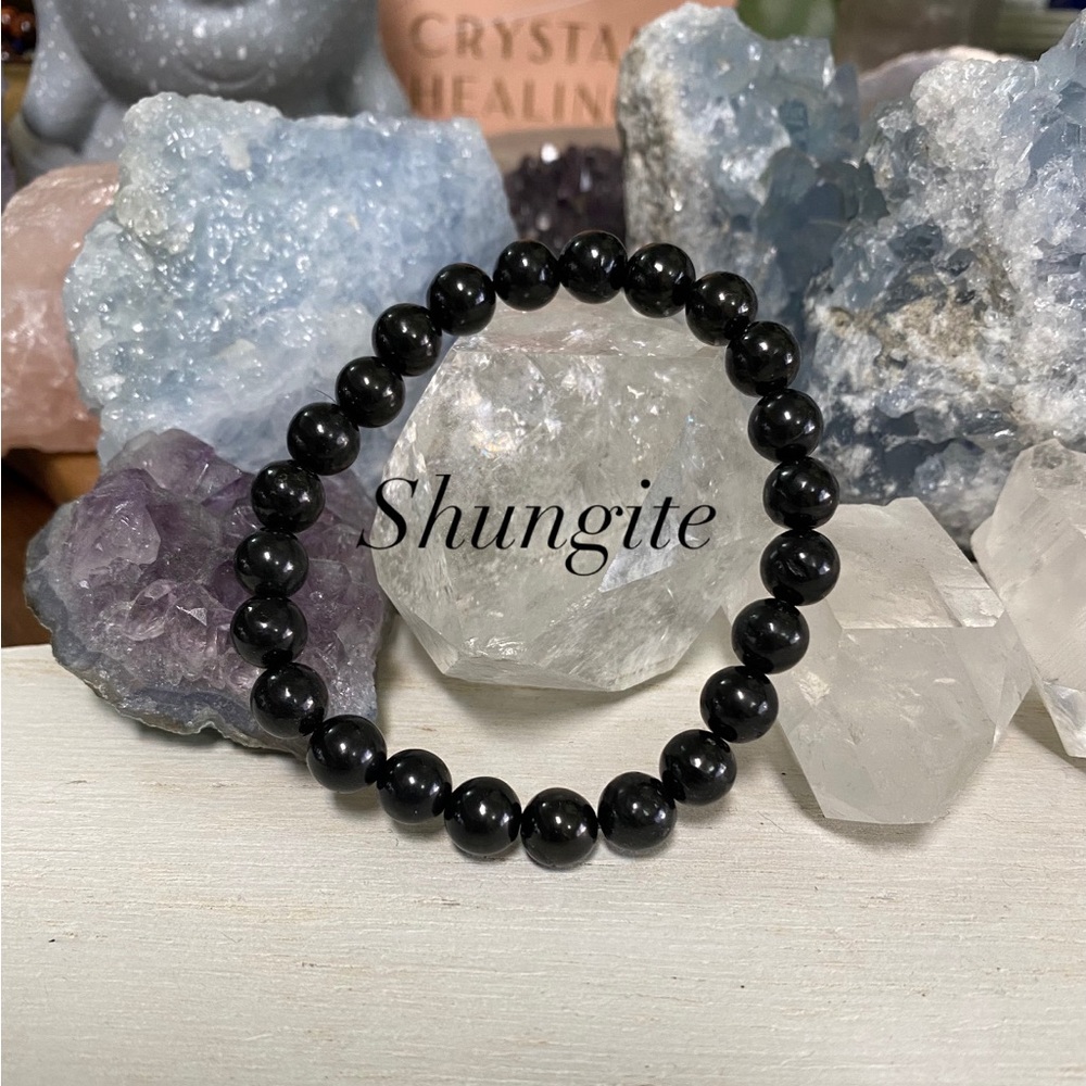 7-8mm Shungite Stone Bracelet - Unisex